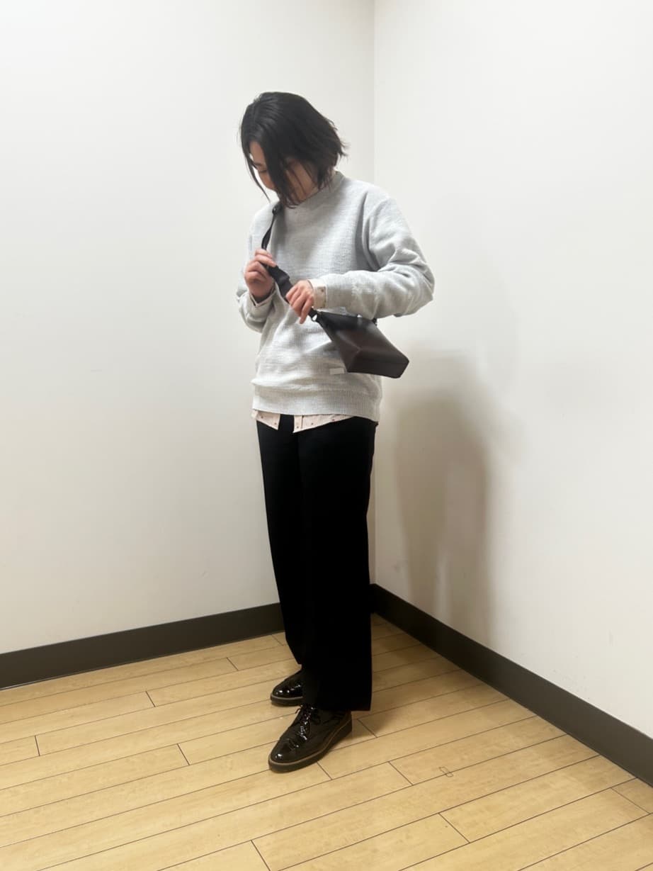 okaさんの「TAKEO KIKUCHI｜ハットモチーフ ジャカード ストライプ シャツ」を使ったコーディネート