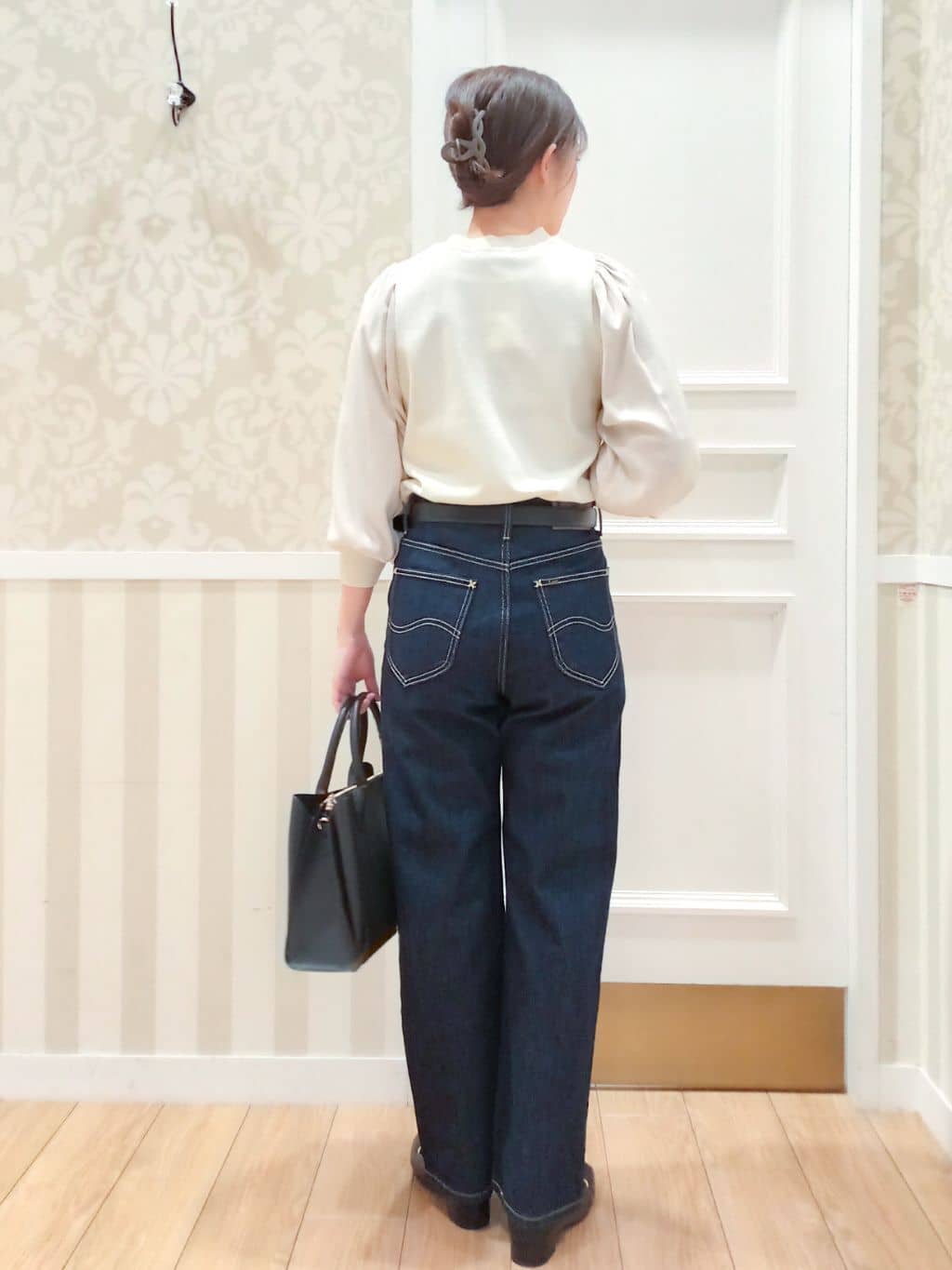 Nakaさんの「grove｜【Lee&times;grove別注】STRAIGHT DENIM PANTS」を使ったコーディネート