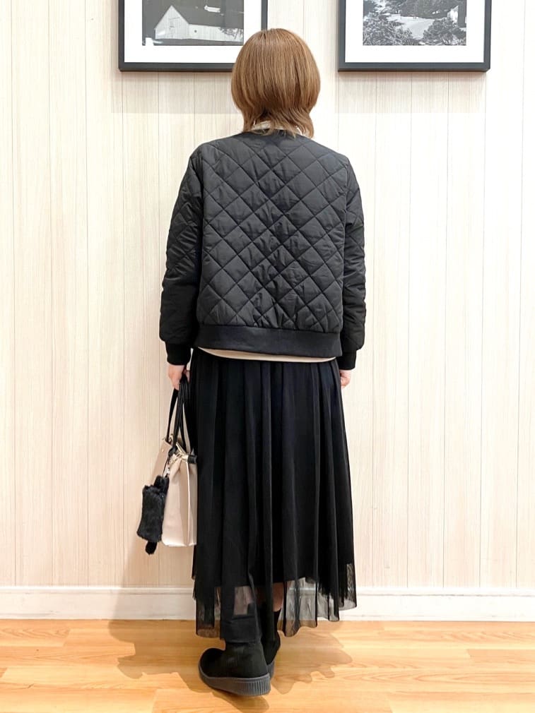 ユ（yu）さんの「SHOO･LA･RUE｜◆【セレモニーからデイリーまで】女性らしさあふれる チュールスカート」を使ったコーディネート
