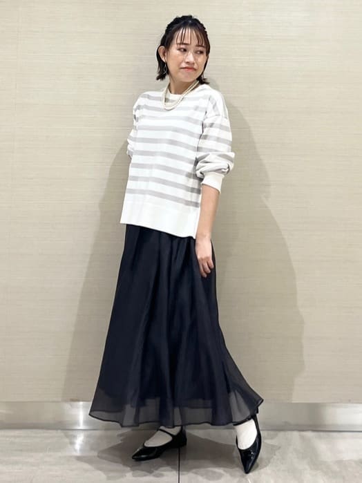 なつよさんの「UNTITLED｜◆【洗える/オンオフ使える】袖リブスリットストレッチニット」を使ったコーディネート
