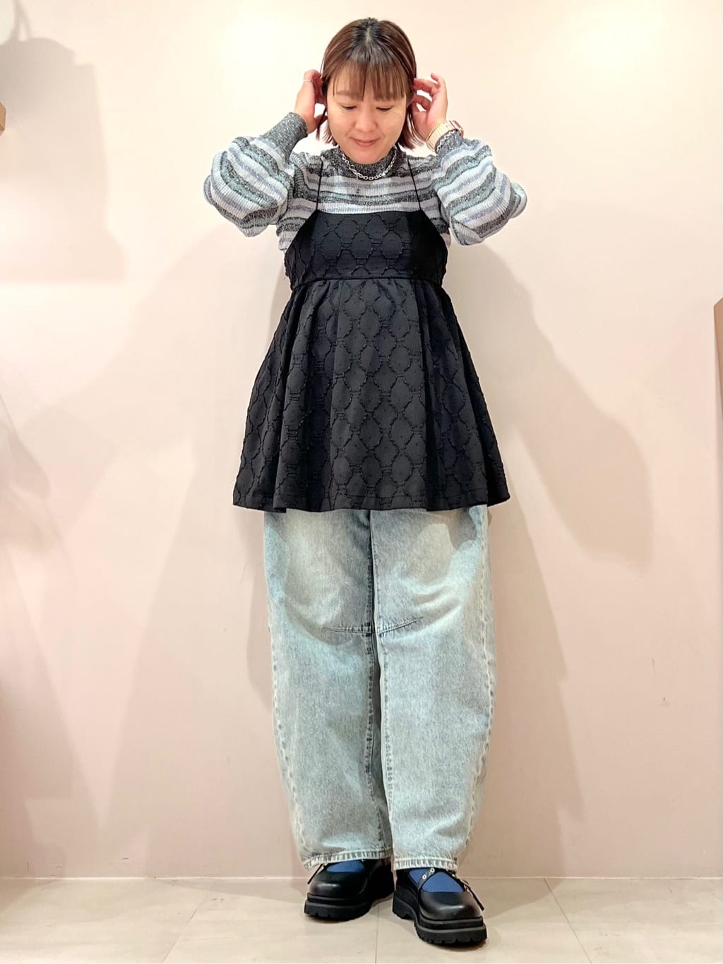 TAKAさんの「ESPERANZA｜グロメットクロスストラップスニーカー」を使ったコーディネート