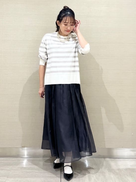 なつよさんの「UNTITLED｜◆【洗える/オンオフ使える】袖リブスリットストレッチニット」を使ったコーディネート