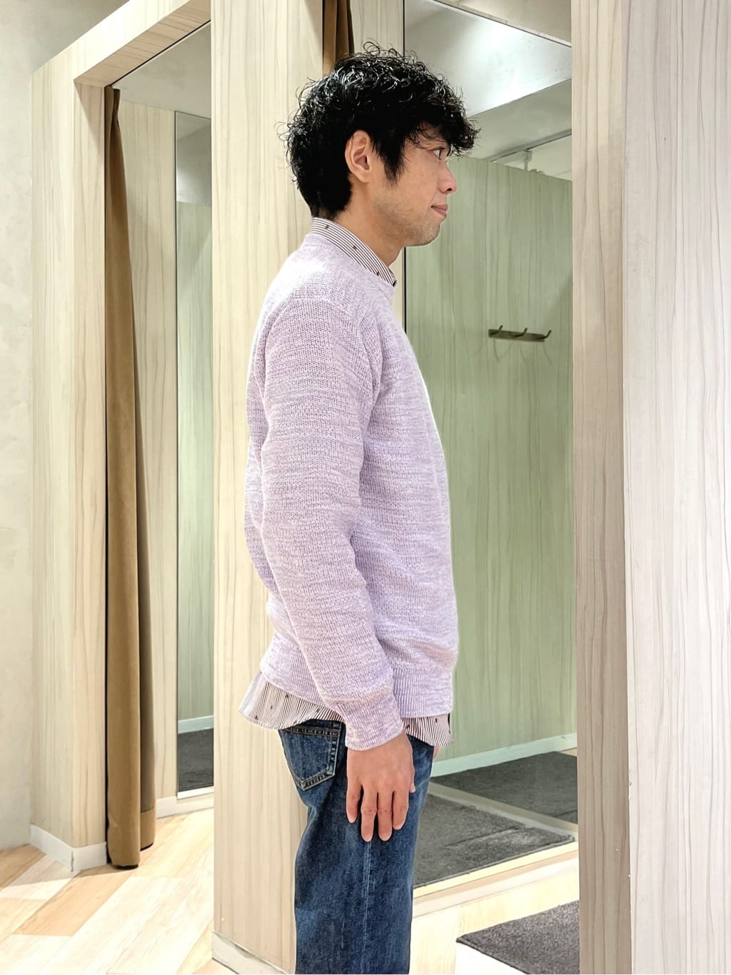 URAさんの「TAKEO KIKUCHI｜ハットモチーフ ジャカード ストライプ シャツ」を使ったコーディネート