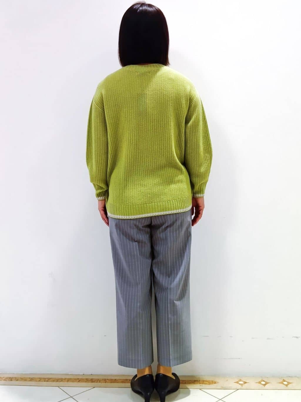 tomoさんの「Reflect｜◆【夏SALE／手洗い可／ホールガーメント（R）】ゆるシルエットニット」を使ったコーディネート