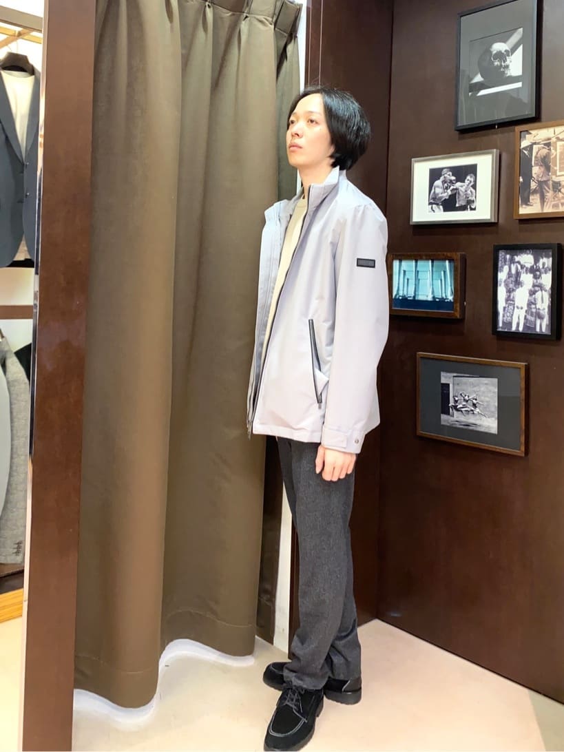 コバヤシさんの「TAKEO KIKUCHI｜【ONOFF対応】TRダブルニット ストレッチパンツ」を使ったコーディネート