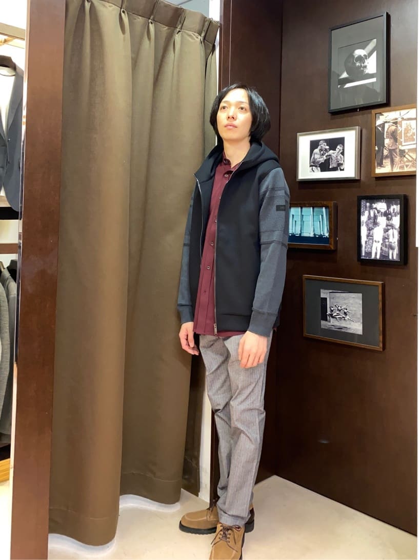 コバヤシさんの「TAKEO KIKUCHI｜【Made in JAPAN】播州織 ヘリンボン ストレート パンツ」を使ったコーディネート
