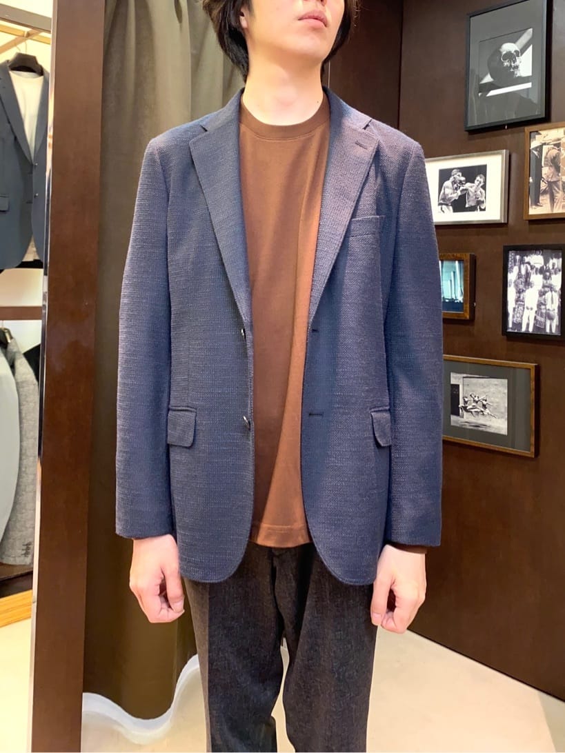 コバヤシさんの「TAKEO KIKUCHI｜【ONOFF対応】TRダブルニット ストレッチパンツ」を使ったコーディネート