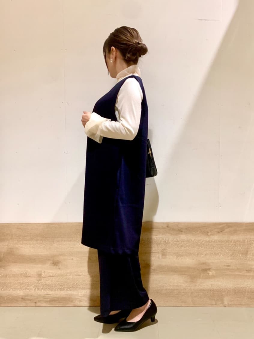 すずさんの「SHOO･LA･RUE｜◆【洗える/S-3L/セットアップ可】セレモニーや通勤にも カットジョーゼット ジレ」を使ったコーディネート