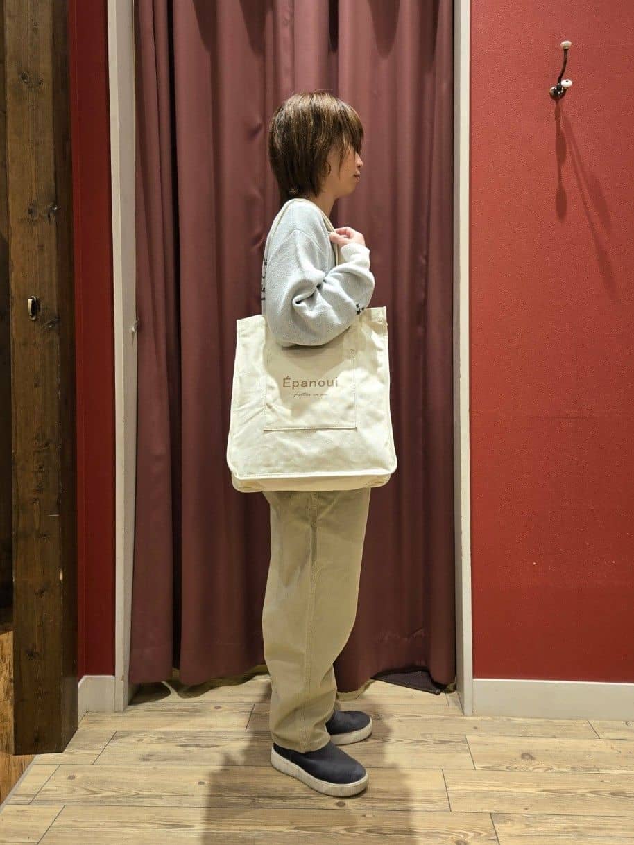 hanaさんの「SHOO･LA･RUE｜◆【洗える/S-LL】脚のラインを拾いにくい 綿ツイルカーブパンツ」を使ったコーディネート
