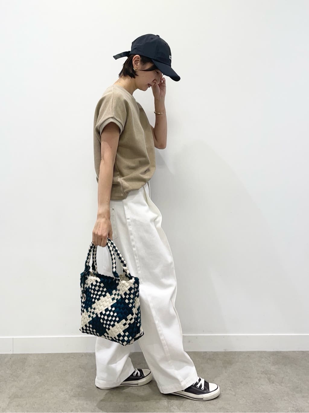KAYOさんの「UNTITLED｜◆カーブシルエット ワイドデニム」を使ったコーディネート