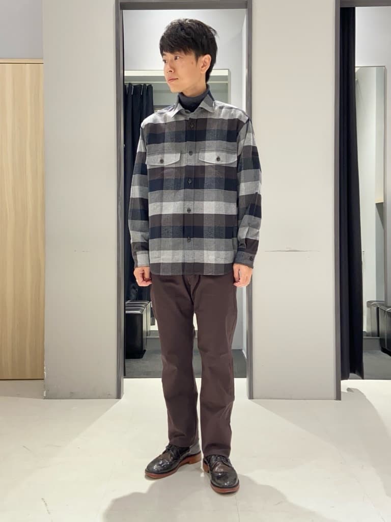 わいずみさんの「TAKEO KIKUCHI｜【DOWN FABRIC】ダウンファブリック スタンドカラーブルゾン」を使ったコーディネート