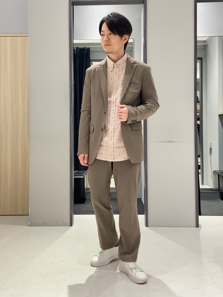 わいずみさんの「TAKEO KIKUCHI｜ハットモチーフ ジャカード ストライプ シャツ」を使ったコーディネート