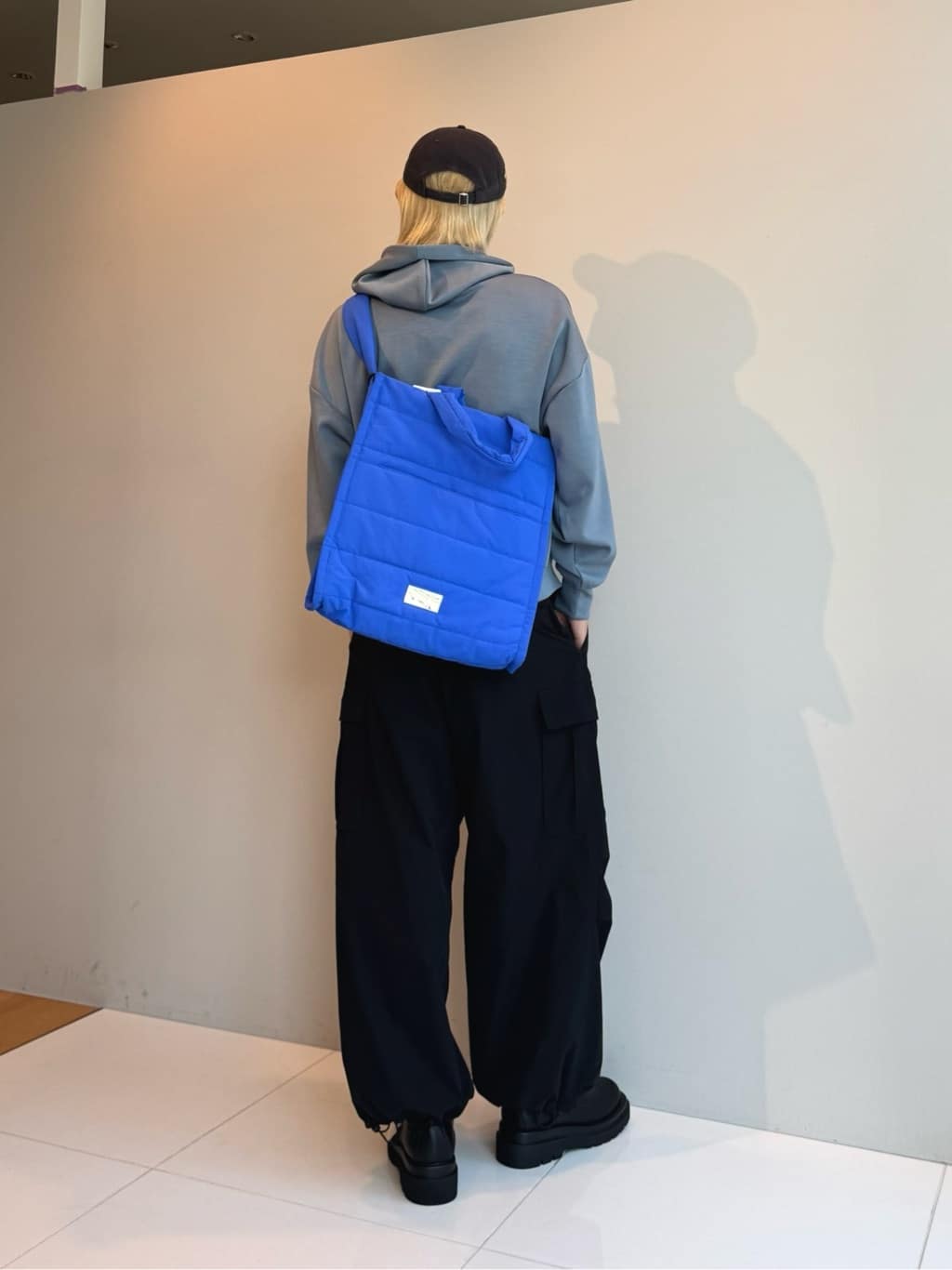 simさんの「tk.TAKEO KIKUCHI｜◆ワンポイントジップパーカー」を使ったコーディネート