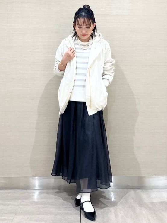 なつよさんの「UNTITLED｜◆【洗える/オンオフ使える】袖リブスリットストレッチニット」を使ったコーディネート