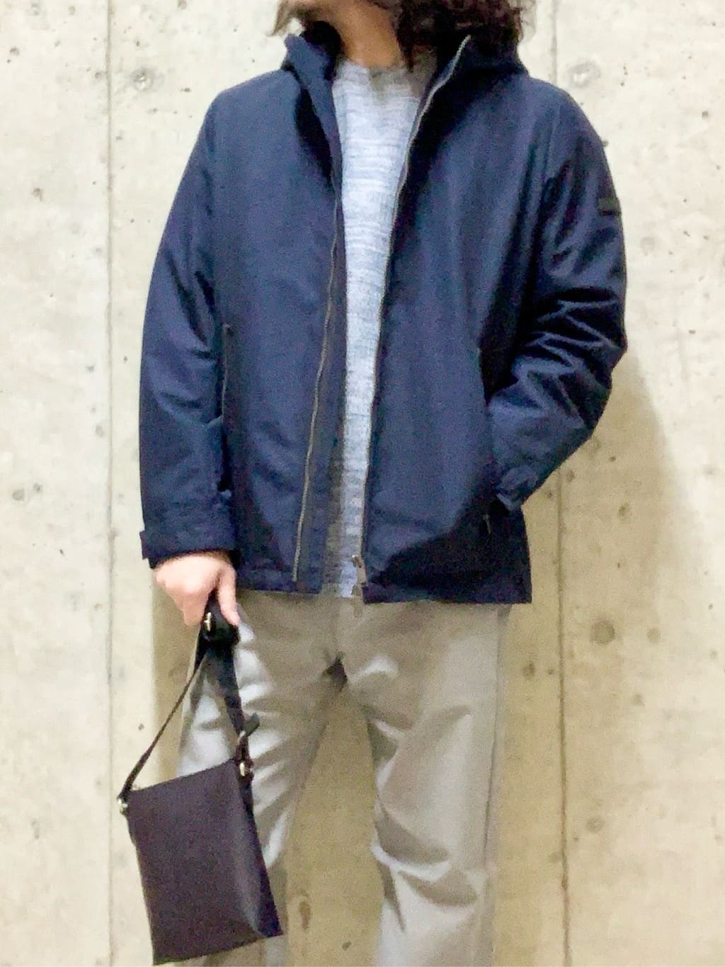 木村剛さんの「TAKEO KIKUCHI｜【Made in JAPAN】播州織 ストレッチ パンツ」を使ったコーディネート