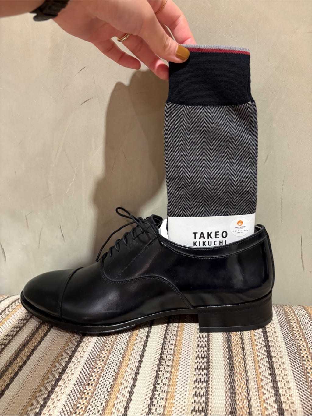 s___sさんの「TAKEO KIKUCHI｜【抗菌防臭/日本製】ヘリンボン ドレスソックス」を使ったコーディネート