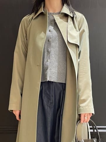 Karinさんの「DRESSTERIOR｜【ウォッシャブル/美シルエット】ライトトレンチコート」を使ったコーディネート