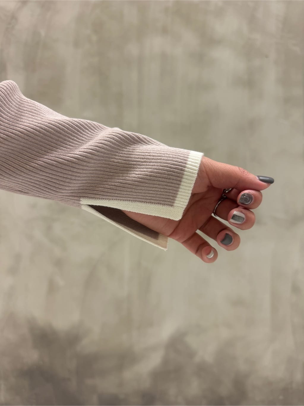 minaさんの「grove｜メタルバックルベルト」を使ったコーディネート