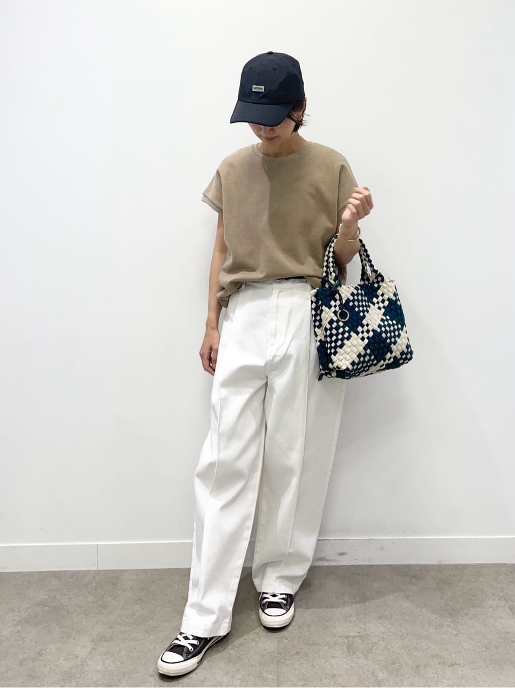 KAYOさんの「UNTITLED｜◆カーブシルエット ワイドデニム」を使ったコーディネート