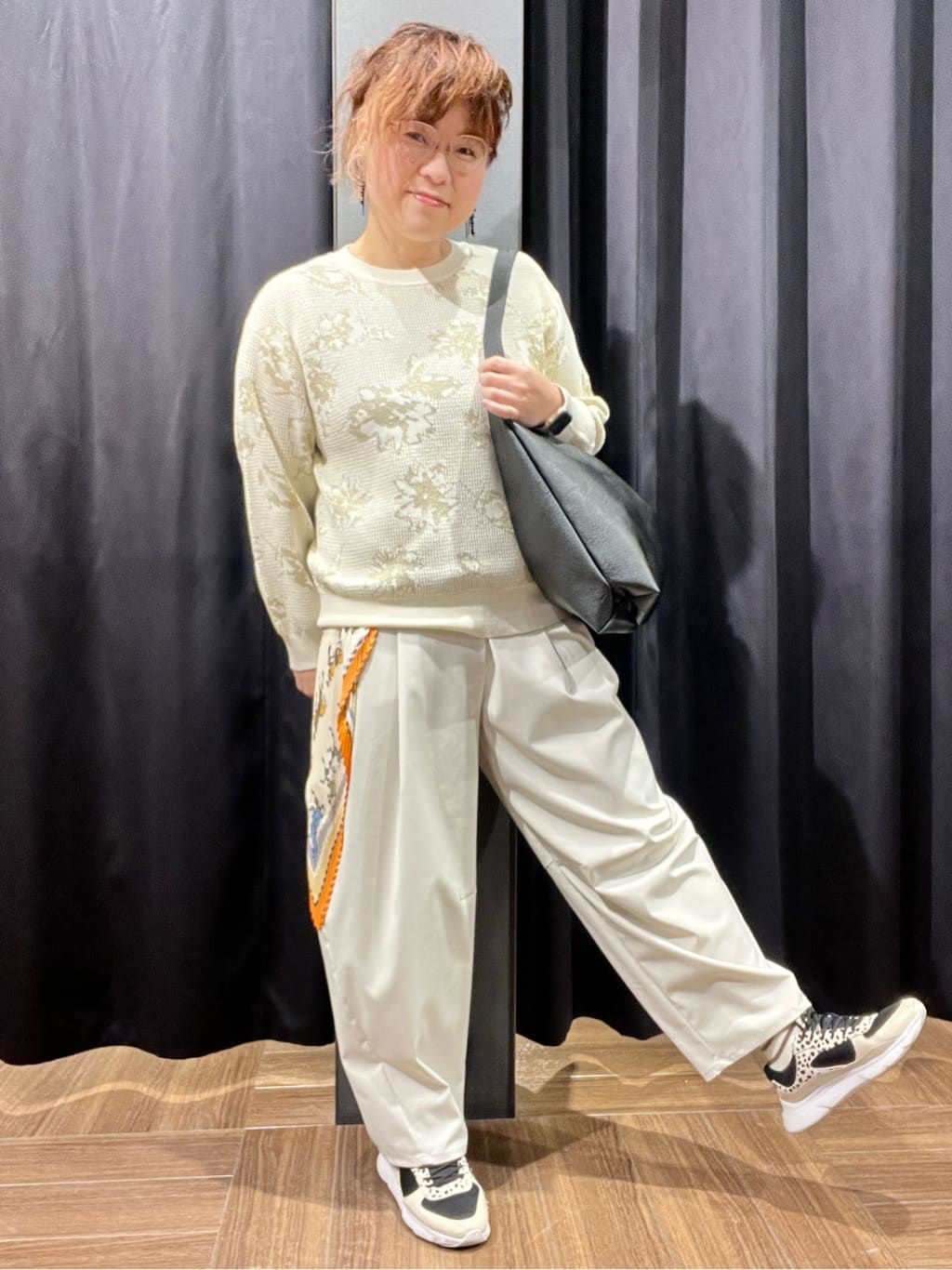 OKMKさんの「THE SHOP TK｜◆花柄ジャカードニット【洗濯機OK】」を使ったコーディネート