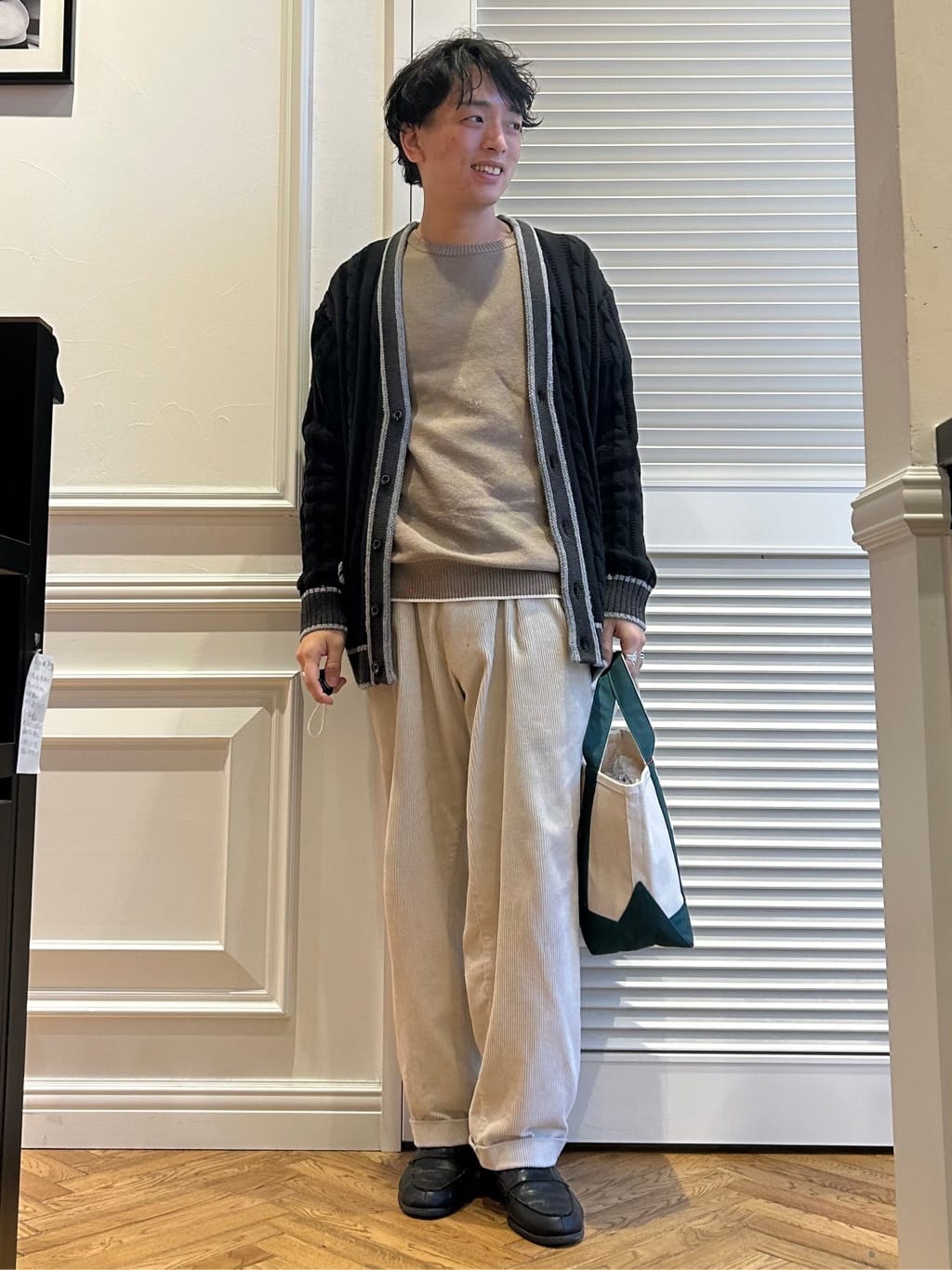 須田　慎二郎さんの「DRESSTERIOR｜【撥水加工/Safari5月号掲載】ローファー」を使ったコーディネート