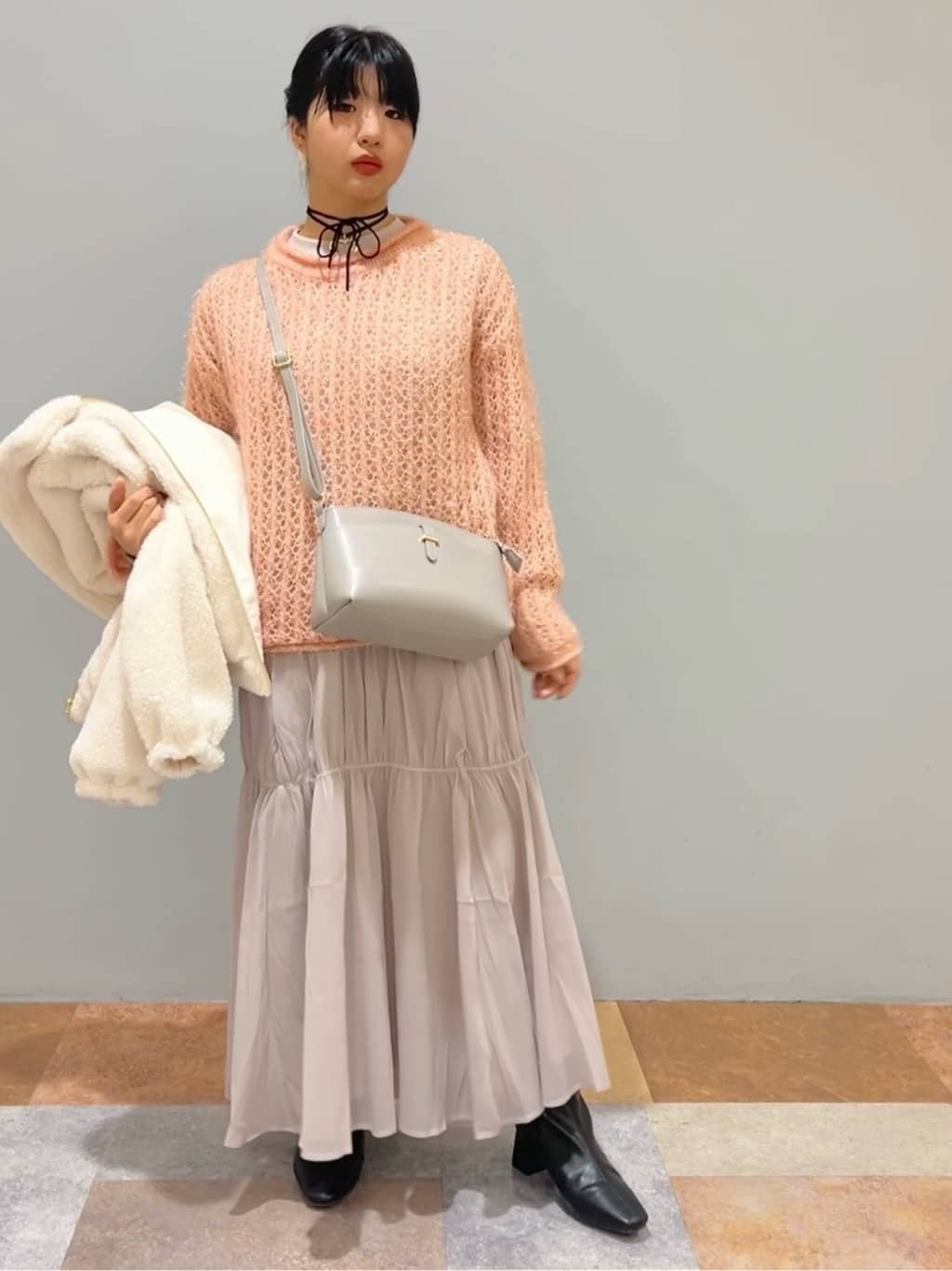 ひらのみさんの「THE SHOP TK｜◆【毛玉になりにくい】ラメメッシュニット/洗える」を使ったコーディネート