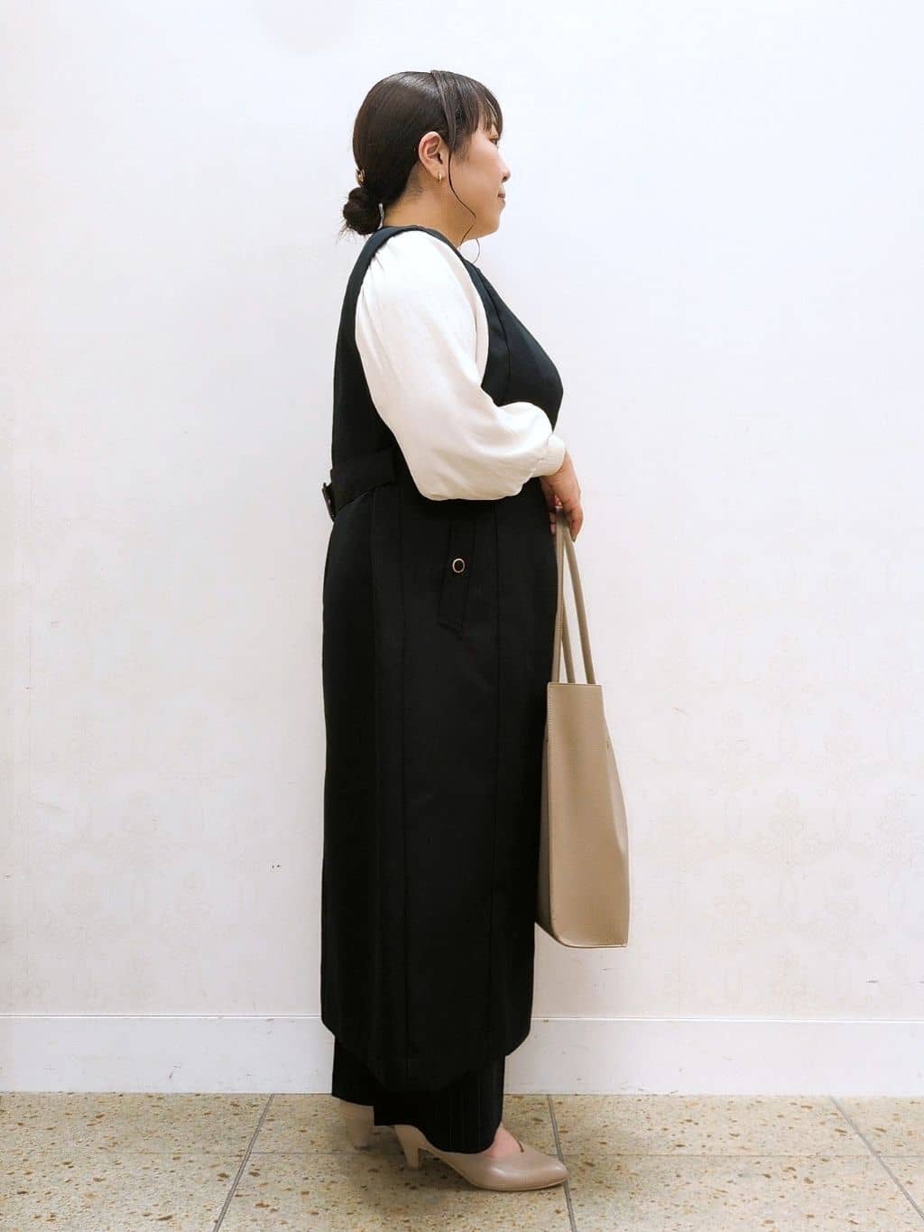 haseさんの「grove｜◆サテンコンビボリュームスリーブニット」を使ったコーディネート