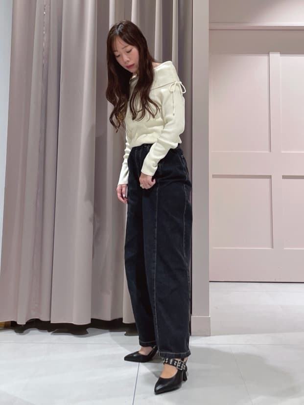 maiさんの「ESPERANZA｜グロメットバックストラップパンプス」を使ったコーディネート