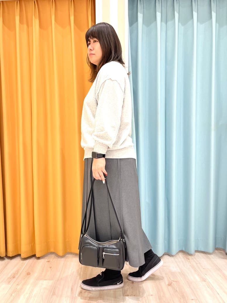 TUMU-TUMUさんの「SHOO･LA･RUE｜◆フロント2ポケットショルダーバッグ」を使ったコーディネート