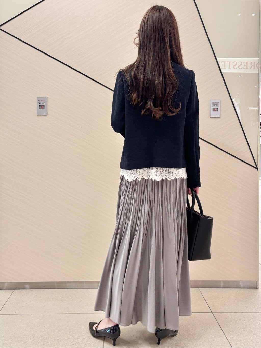 清水夏姫さんの「DRESSTERIOR｜【セレモニー】オケージョンツイードジャケット」を使ったコーディネート