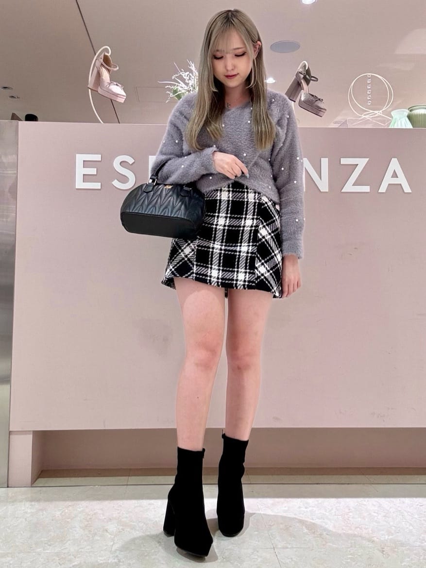 kaさんの「ESPERANZA｜ゆる傾斜ショートブーツ」を使ったコーディネート