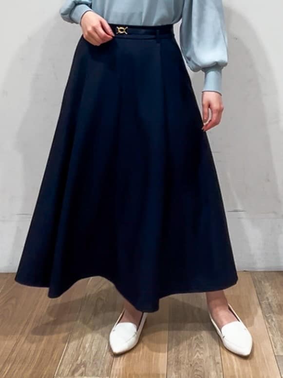 山さんさんの「grove｜メタルパーツローファーパンプス【晴雨兼用】」を使ったコーディネート