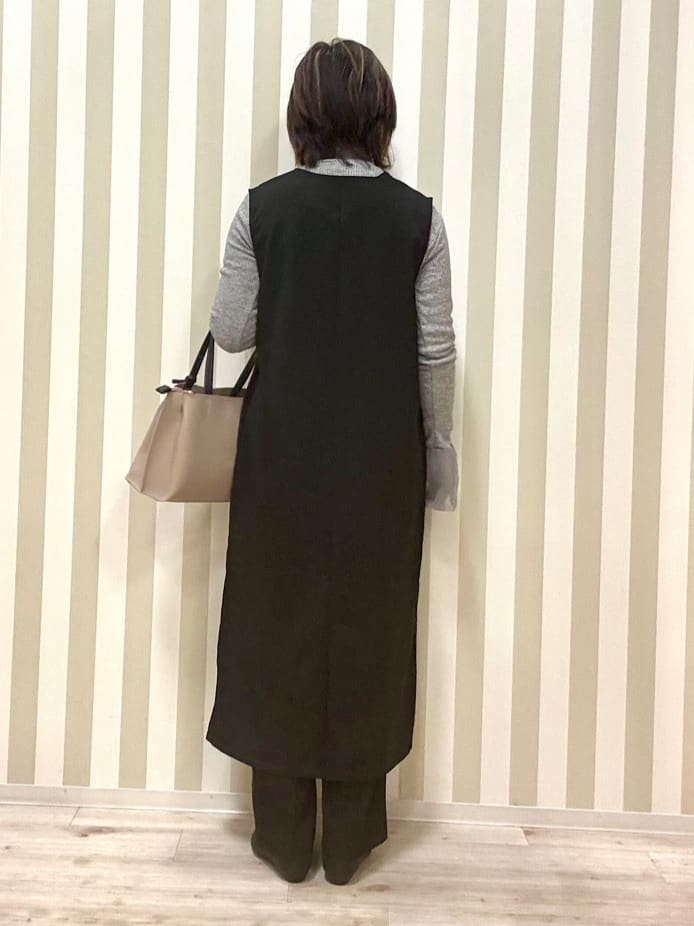 pieceさんの「SHOO･LA･RUE｜◆【軽量/2WAY】デイリーにも通勤にも ふわっと軽いトートバッグ」を使ったコーディネート
