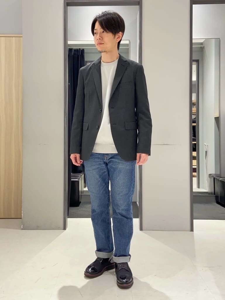 わいずみさんの「TAKEO KIKUCHI｜【モンスターストレッチ】日本製 ウォッシュド デニムパンツ」を使ったコーディネート