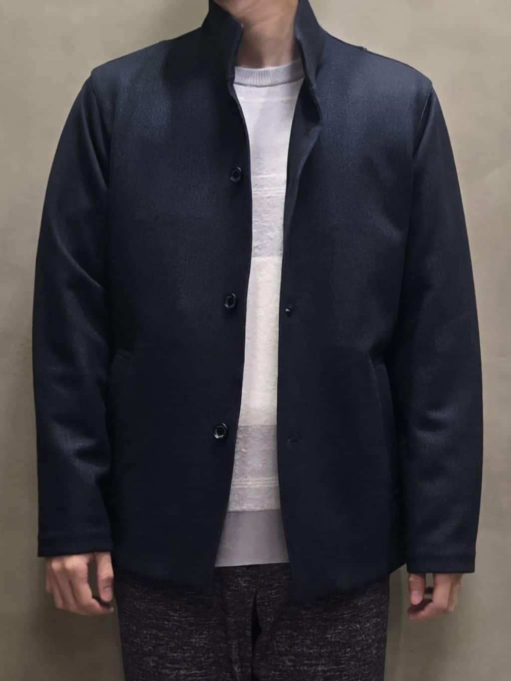 白木駆さんの「TAKEO KIKUCHI｜【DOWN FABRIC】ダウンファブリック スタンドカラーブルゾン」を使ったコーディネート
