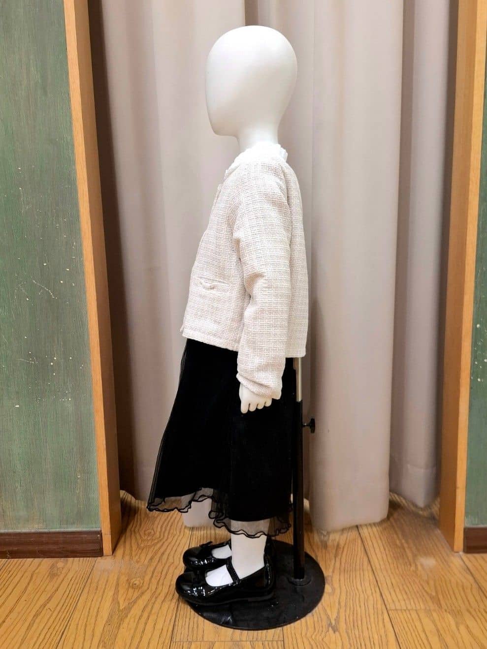 haruさんの「SHOO･LA･RUE｜◆【100-140cm/プチセレ】ツイードジャケット」を使ったコーディネート