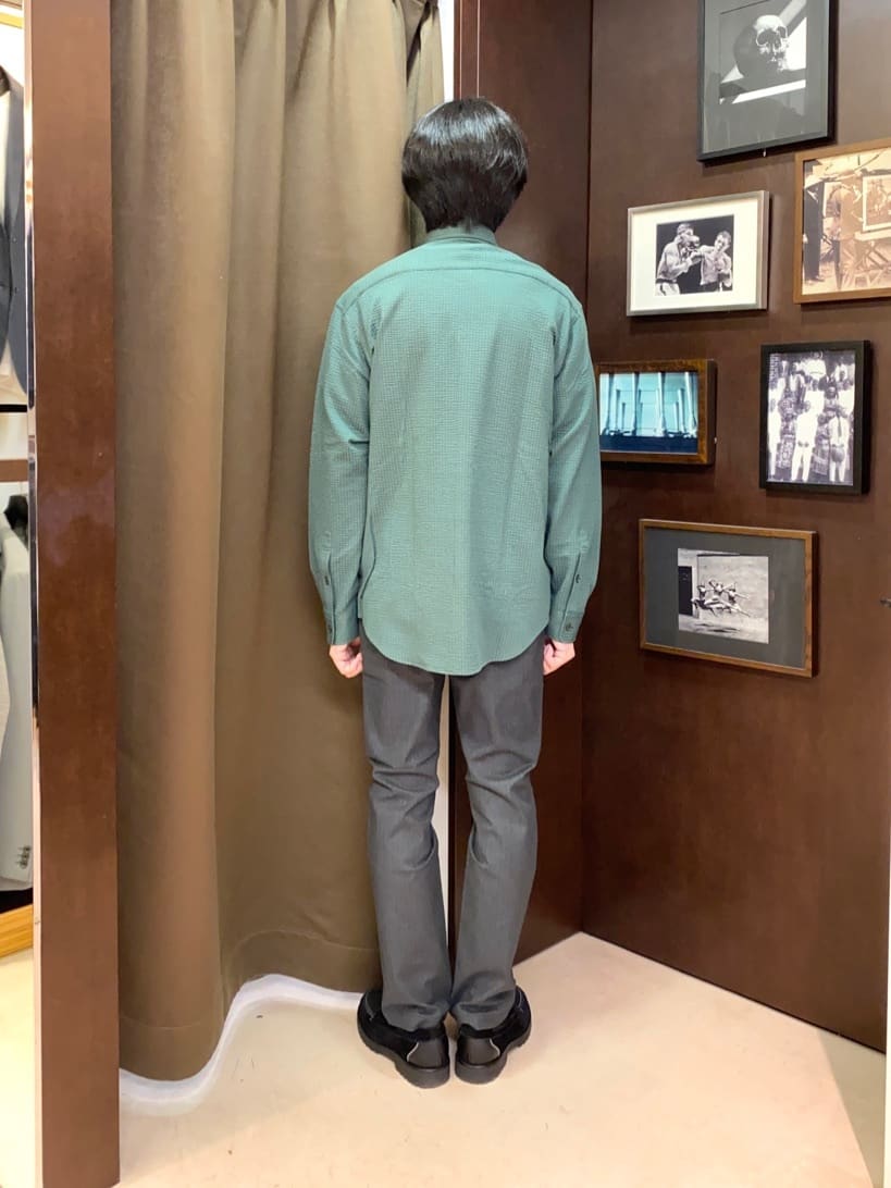 コバヤシさんの「TAKEO KIKUCHI｜【Made in JAPAN】播州織 ヘリンボン ストレート パンツ」を使ったコーディネート