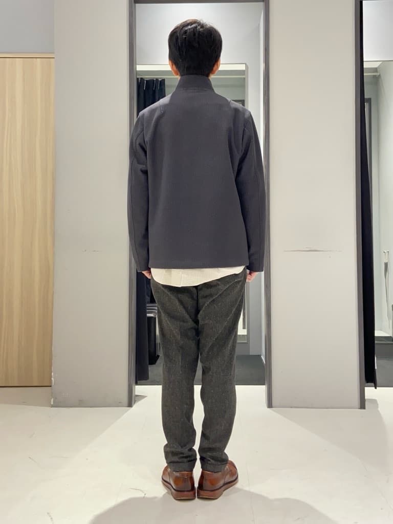 わいずみさんの「TAKEO KIKUCHI｜【DOWN FABRIC】ダウンファブリック スタンドカラーブルゾン」を使ったコーディネート