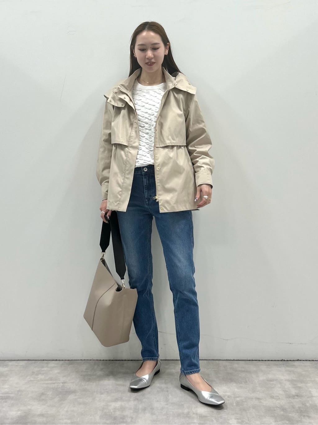 mitsukiさんの「INDIVI｜【通年活躍！褒められデニム】スキニー デニムパンツ」を使ったコーディネート