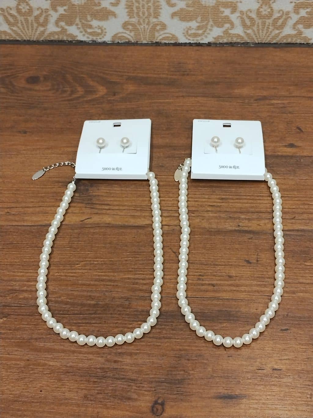 ミユさんの「SHOO･LA･RUE｜◆【セレモニー／2点セット】シンプルフェイクパールネックレス＆イヤー」を使ったコーディネート