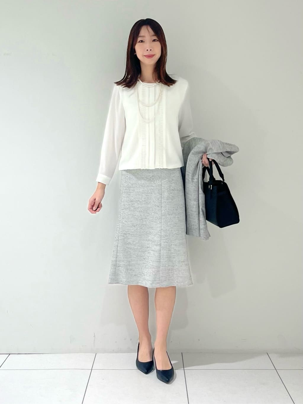 shioriさんの「INDIVI｜【マルチWAY】3点セットパール調ネックレス」を使ったコーディネート