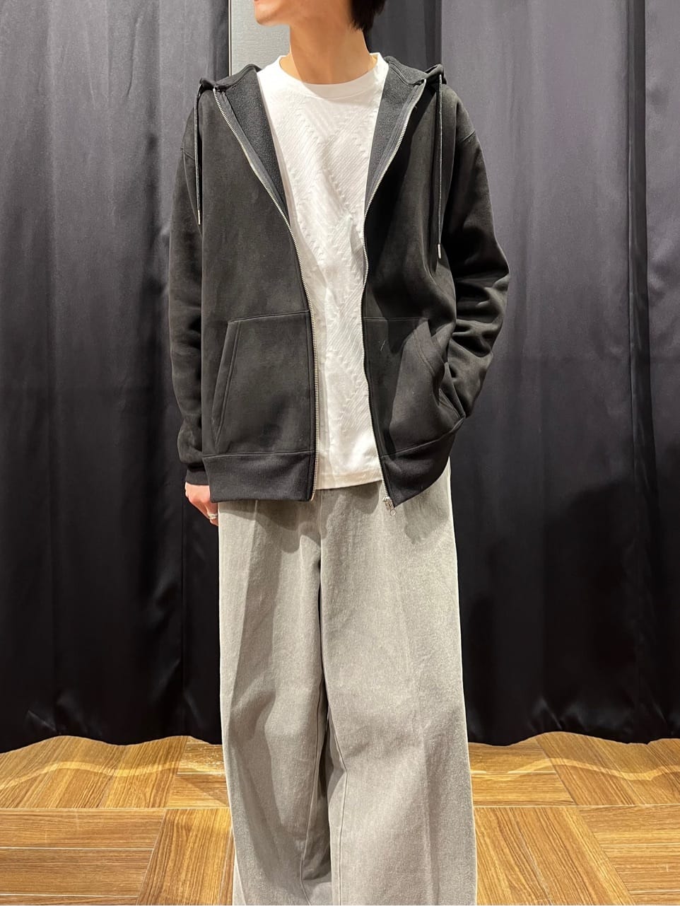 motoさんの「THE SHOP TK｜◆リンクスジャカード長袖Tシャツ ON／OFF兼用」を使ったコーディネート