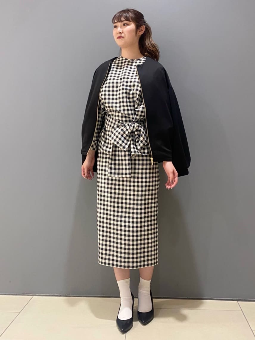 miさんの「UNTITLED｜◆【洗える/春の軽羽織り】ダンボール ノーカラーブルゾン」を使ったコーディネート