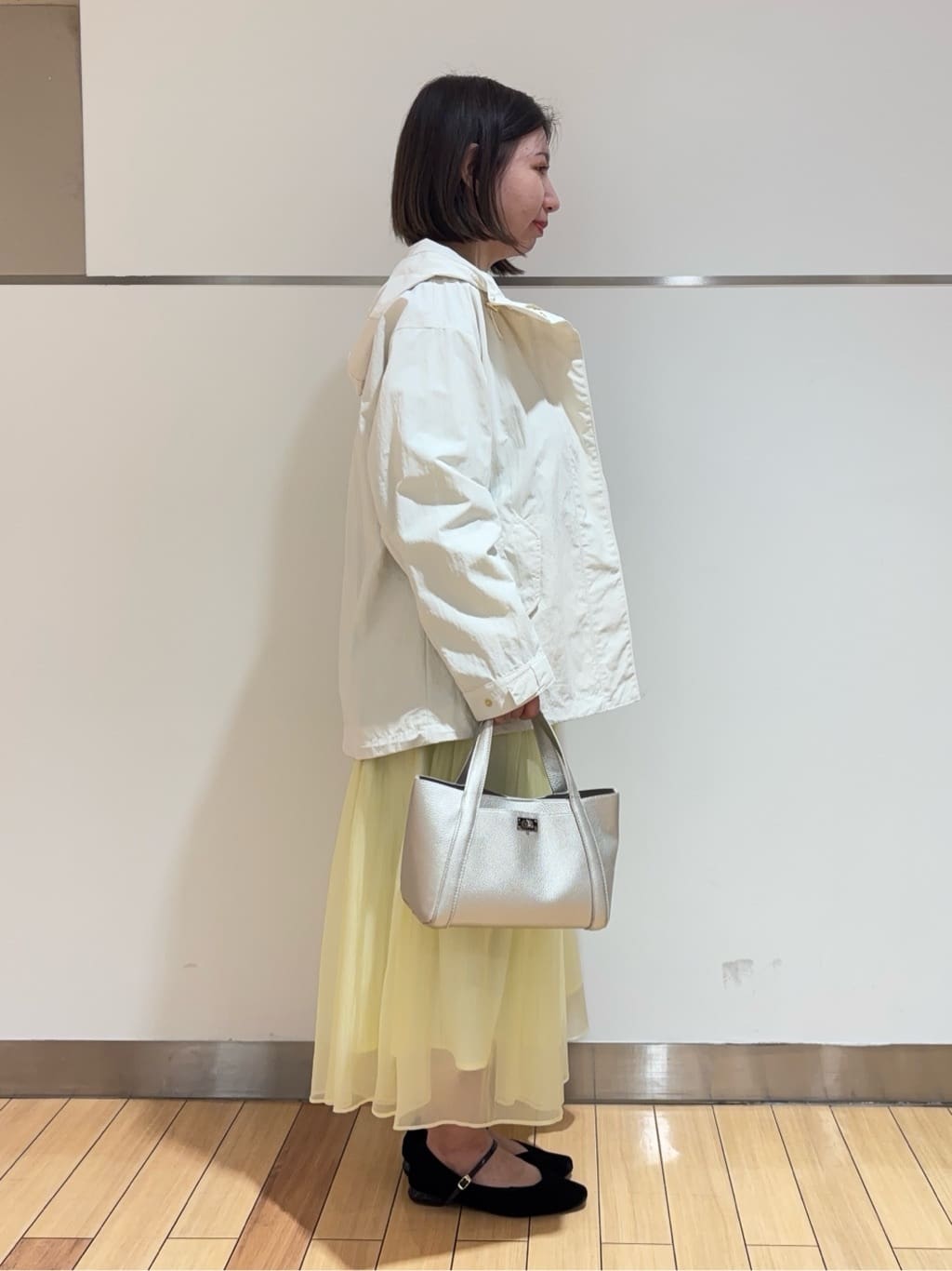 MIKIKOさんの「UNTITLED｜◆【洗える/オンオフ使える】袖リブスリットストレッチニット」を使ったコーディネート