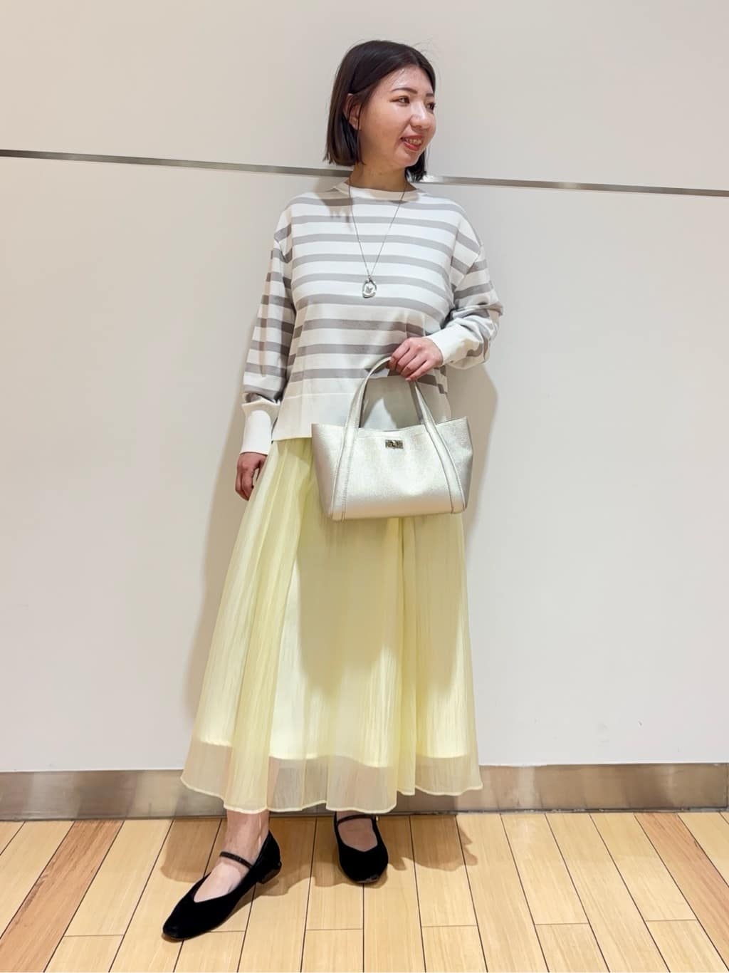MIKIKOさんの「UNTITLED｜◆【洗える/オンオフ使える】袖リブスリットストレッチニット」を使ったコーディネート