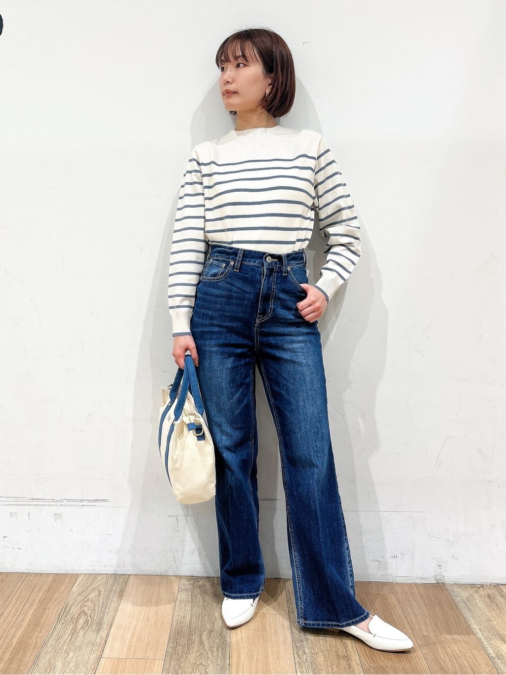 山さんさんの「grove｜メタルパーツローファーパンプス【晴雨兼用】」を使ったコーディネート