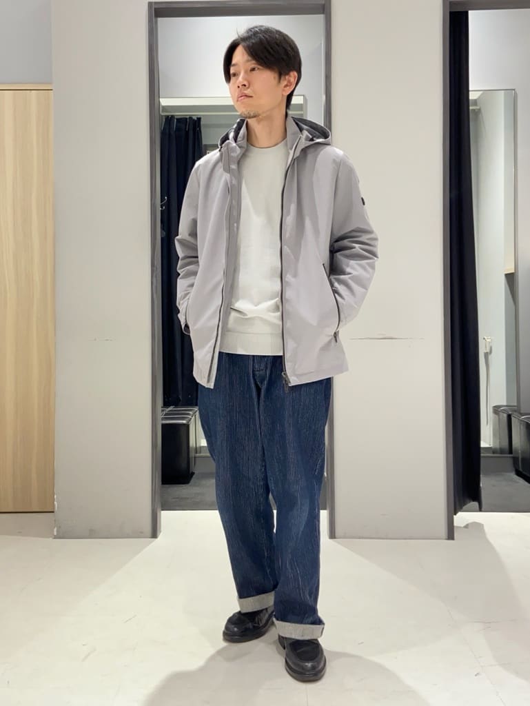 わいずみさんの「TAKEO KIKUCHI｜【多機能・軽量】シャドーライン リュック」を使ったコーディネート