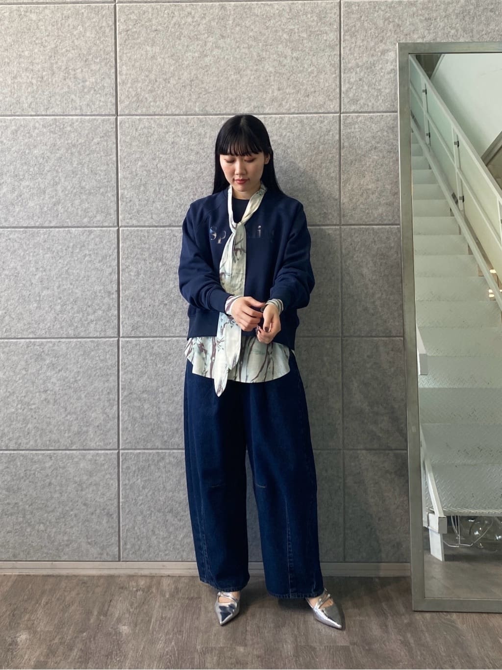 rinaさんの「INDIVI｜ハイウエストカーブデニム」を使ったコーディネート