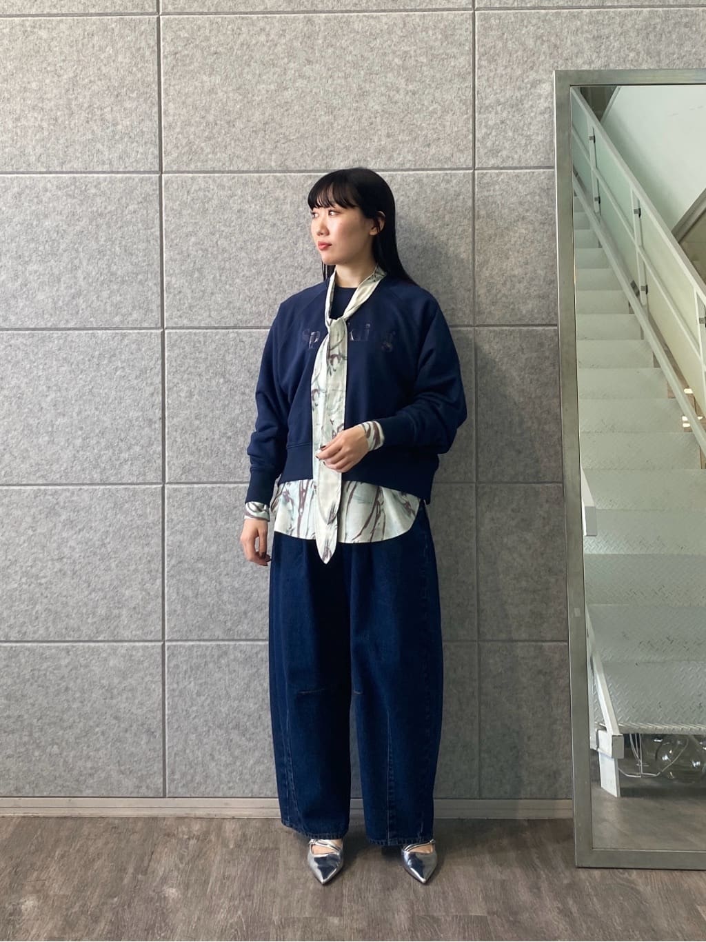 rinaさんの「INDIVI｜ハイウエストカーブデニム」を使ったコーディネート