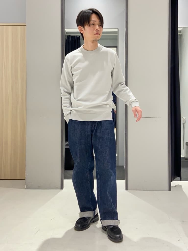 わいずみさんの「TAKEO KIKUCHI｜【多機能・軽量】シャドーライン リュック」を使ったコーディネート